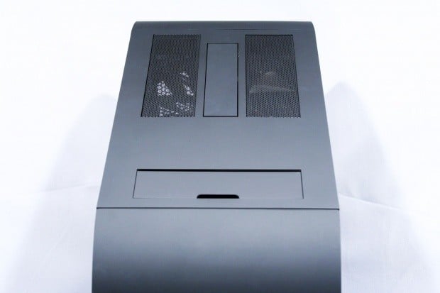BitFenix Survivor Mid Tower Chassis 08