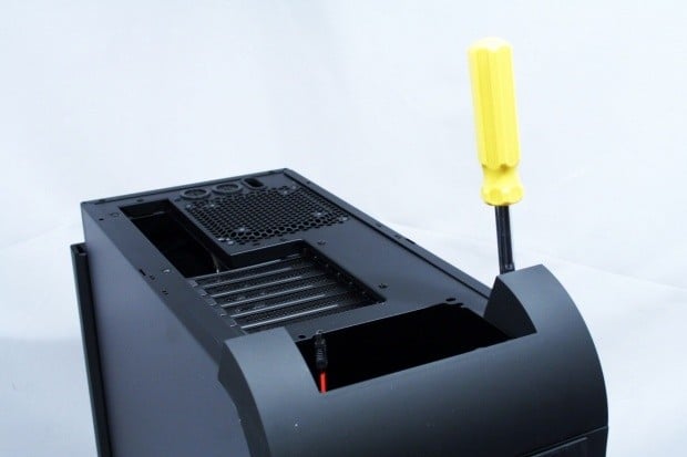 BitFenix Survivor Mid Tower Chassis 16
