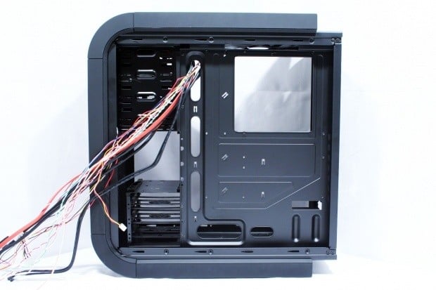 BitFenix Survivor Mid Tower Chassis 24