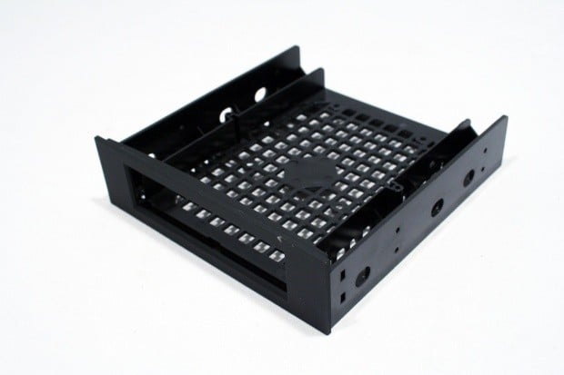 BitFenix Survivor Mid Tower Chassis 26