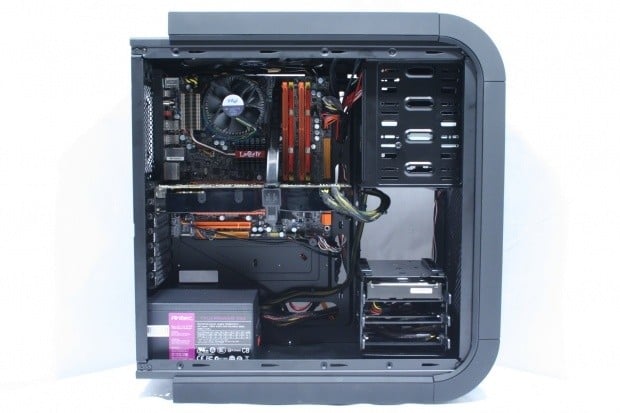 BitFenix Survivor Mid Tower Chassis 31