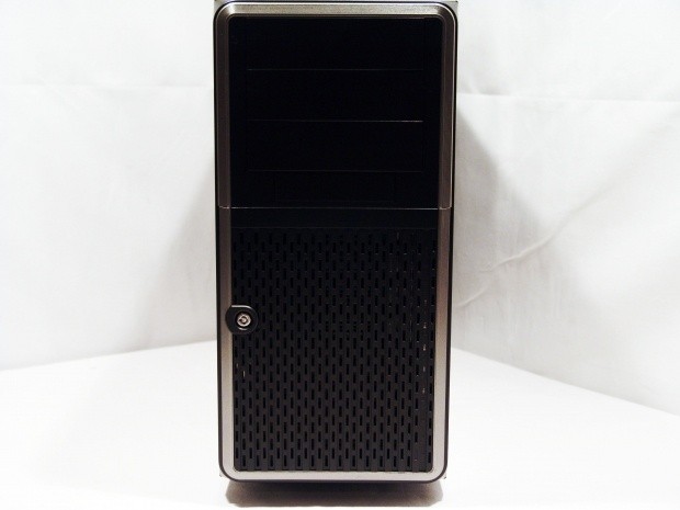 IN WIN IW-PP689 Pedestal Performance Server Chassis 04