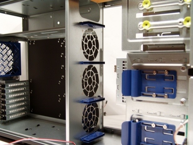 IN WIN IW-PP689 Pedestal Performance Server Chassis 12