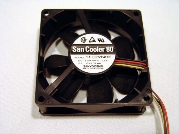 IN WIN IW-PP689 Pedestal Performance Server Chassis 25