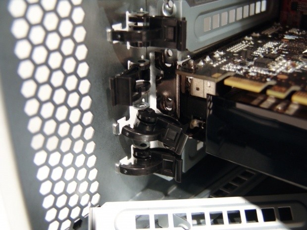 IN WIN IW-PP689 Pedestal Performance Server Chassis 33