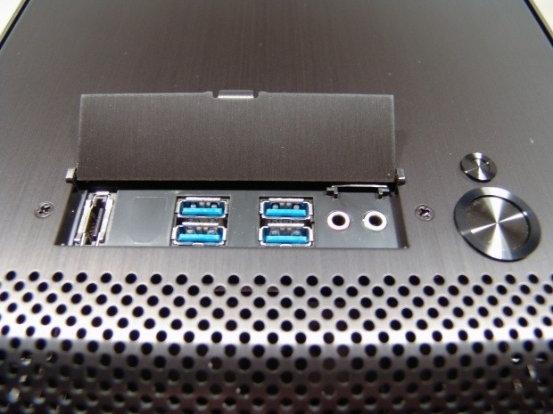 Lian Li PC-V1020B Mid Tower Chassis 08