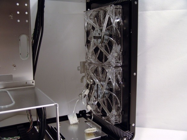Lian Li PC-V1020B Mid Tower Chassis 19