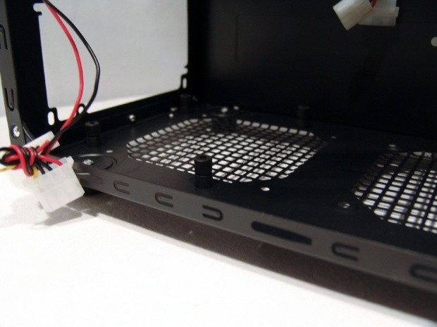 Galaxis ARES Mid Tower Chassis 19