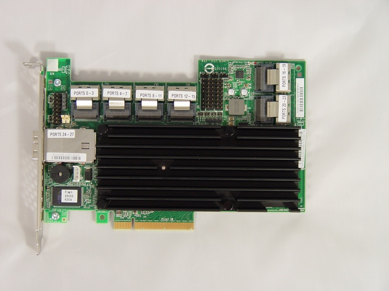 LSI MegaRAID 928024i4e RAID Controller w/ 24 Crucial RealSSD C300s