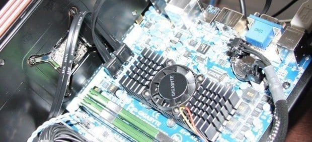 GIGABYTE E350N-USB3 Fusion Benched, Overclocked and Examined 02