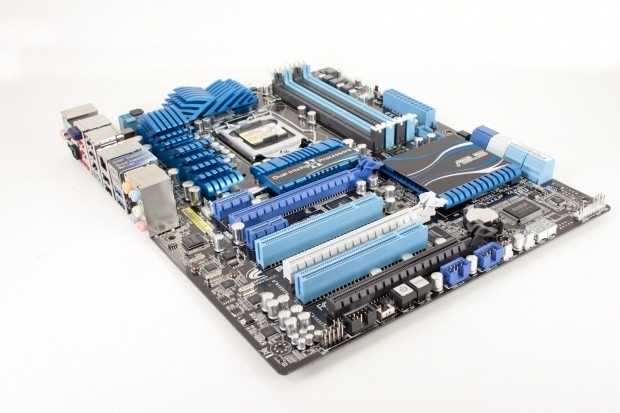 ASUS P8P67 Deluxe (Intel P67 Express) Motherboard Review