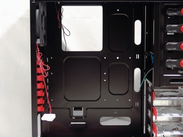 Sentey Optimus GS-6000 Mid Tower Chassis Review 17