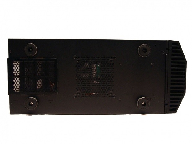 BitFenix Colossus Window Full Tower Chassis Review 16 BitFenix Colossus Window Full Tower Chassis Review 16