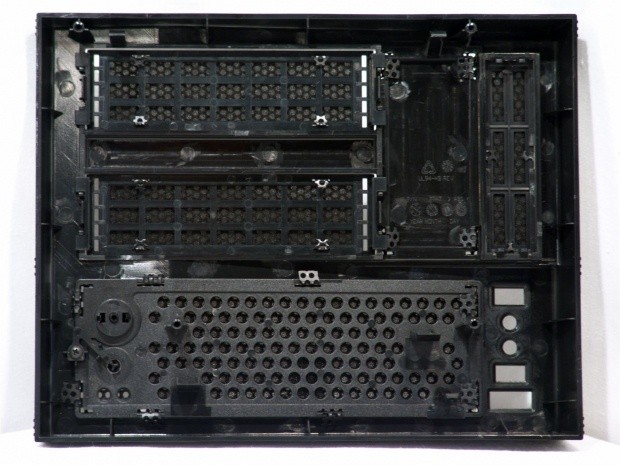 Thermaltake Armor A30 SFF Chassis Review 20