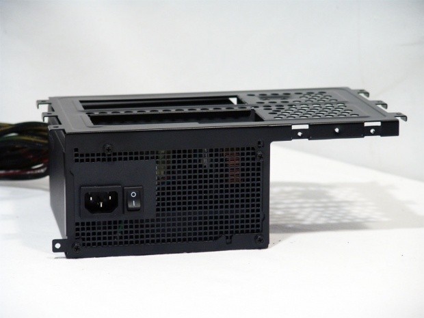 Thermaltake Armor A30 SFF Chassis Review 26