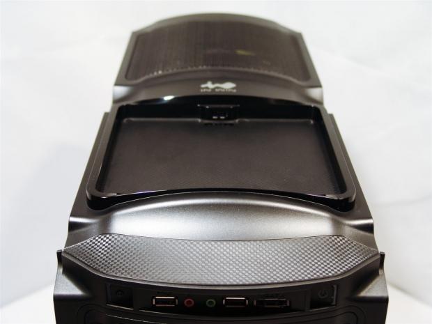 IN WIN BUC Mid Tower Chassis Review 10