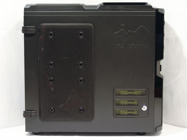 IN WIN BUC Mid Tower Chassis Review 11