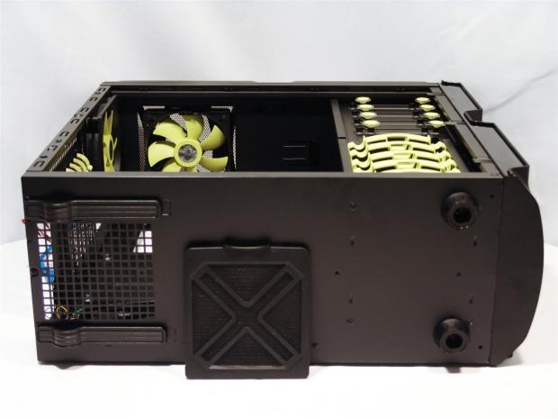 IN WIN BUC Mid Tower Chassis Review 19