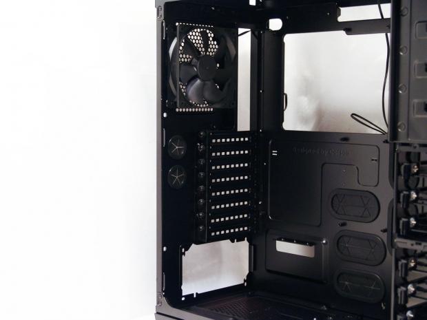 Corsair Obsidian 650D Mid Tower Case Review 18
