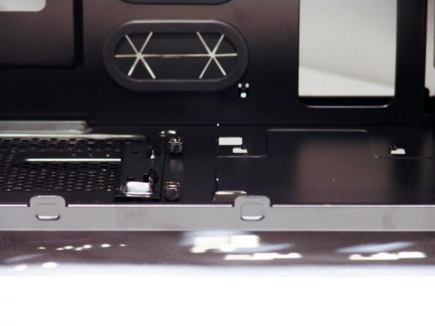 Corsair Obsidian 650D Mid Tower Case Review 19