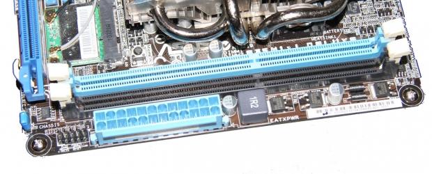 ASUS E35M1-I DELUXE (Fusion E-350) Motherboard Review 08 ASUS E35M1-I DELUXE (Fusion E-350) Motherboard Review 08