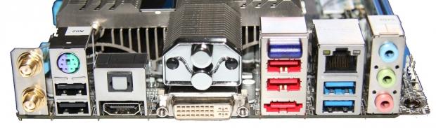ASUS E35M1-I DELUXE (Fusion E-350) Motherboard Review 11 ASUS E35M1-I DELUXE (Fusion E-350) Motherboard Review 11
