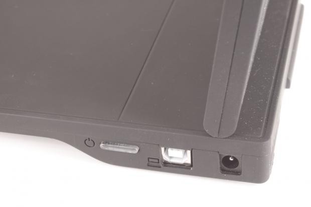 Mobile Monitor Field Monitor Pro 15.4-Inch Portable LCD Monitor Review 08 Mobile Monitor Field Monitor Pro 15.4-Inch Portable LCD Monitor Review 08