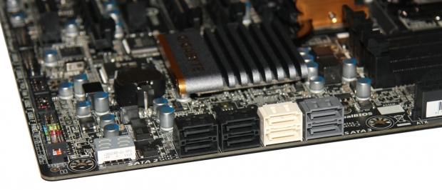 GIGABYTE Z68X-UD7-B3 (Intel Z68) Motherboard Review 13