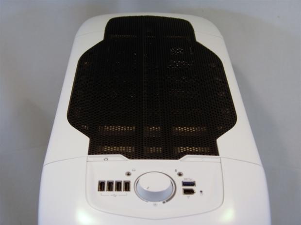 Corsair White Graphite Series 600T Mid Tower Case Review 10