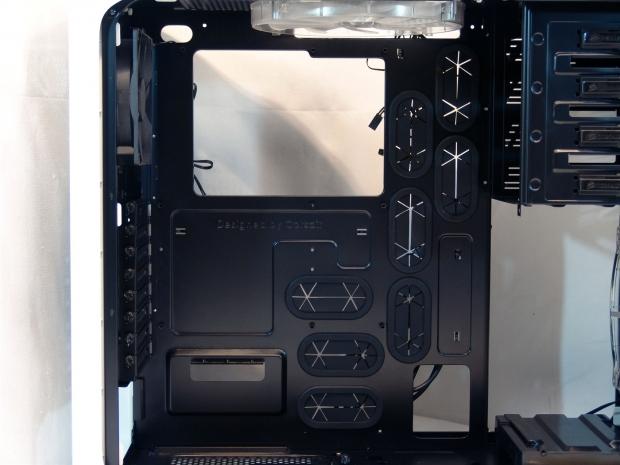 Corsair White Graphite Series 600T Mid Tower Case Review 20