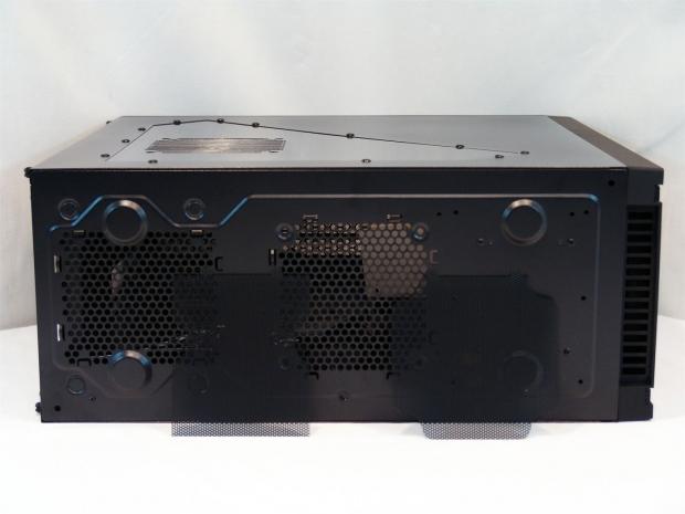 BitFenix Shinobi Window Mid Tower Chassis Review 12 BitFenix Shinobi Window Mid Tower Chassis Review 12
