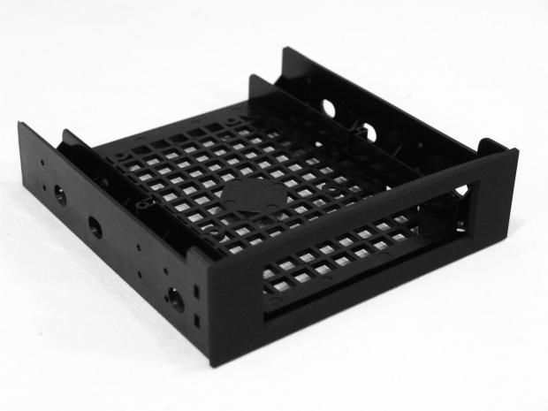 BitFenix Shinobi Window Mid Tower Chassis Review 21 BitFenix Shinobi Window Mid Tower Chassis Review 21