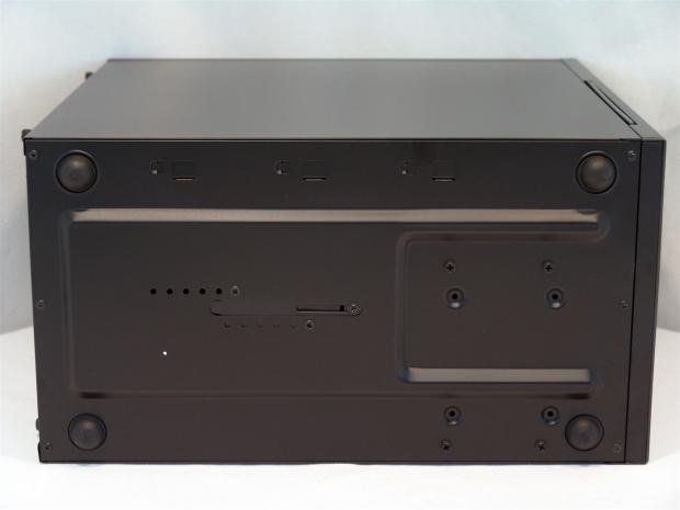 SilverStone Temjin SST-TJ08-Evolution M-ATX Tower Chassis Review 12