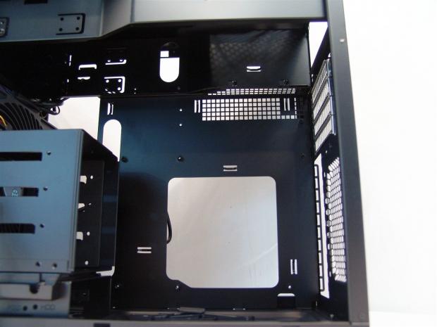 SilverStone Temjin SST-TJ08-Evolution M-ATX Tower Chassis Review 14