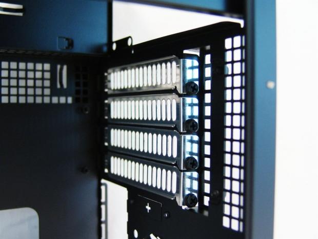 SilverStone Temjin SST-TJ08-Evolution M-ATX Tower Chassis Review 15