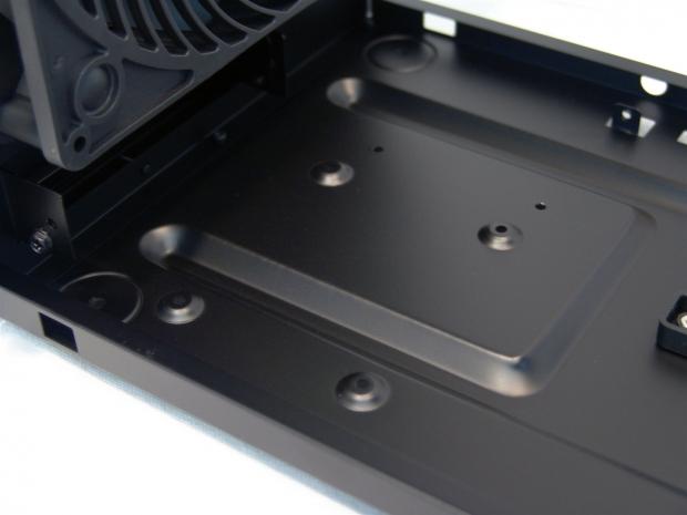 SilverStone Temjin SST-TJ08-Evolution M-ATX Tower Chassis Review 23