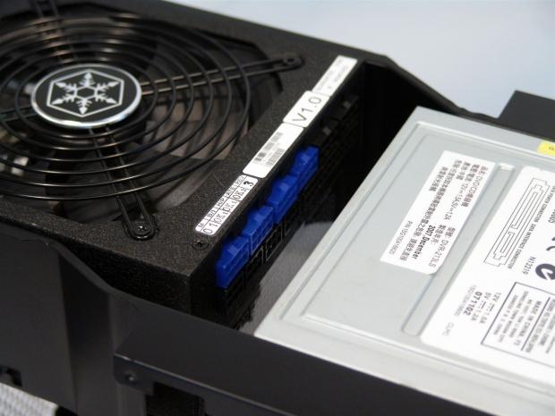 SilverStone Temjin SST-TJ08-Evolution M-ATX Tower Chassis Review 30