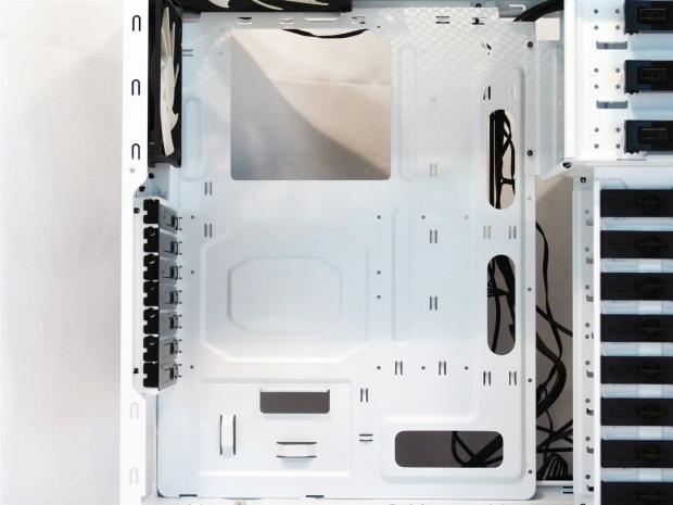 NZXT Source 210 Elite White Mid Tower Case Review 18