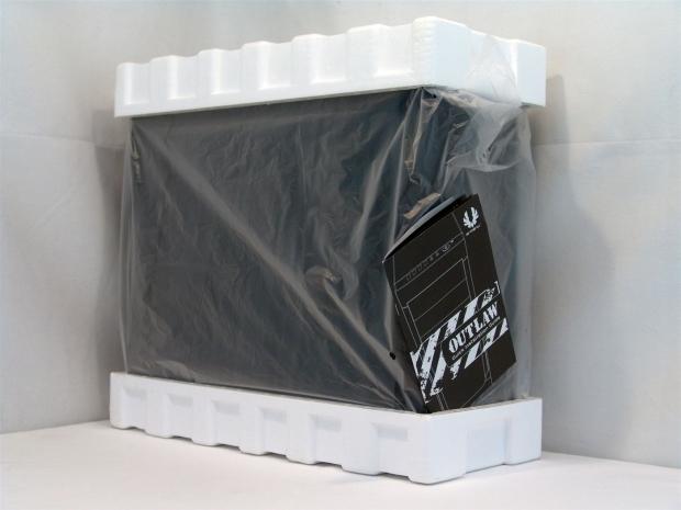 BitFenix Outlaw Mid Tower Chassis Review 06 BitFenix Outlaw Mid Tower Chassis Review 06