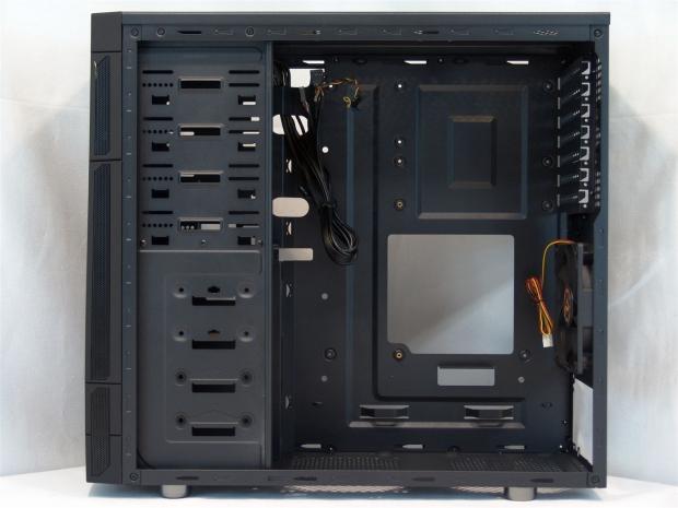 BitFenix Outlaw Mid Tower Chassis Review 14 BitFenix Outlaw Mid Tower Chassis Review 14