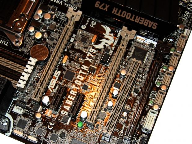 ASUS Sabertooth X79 (Intel X79) Motherboard Preview 09