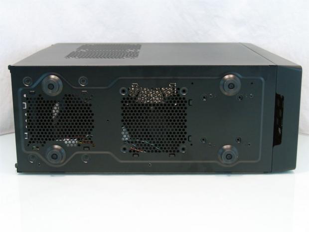 XClio Touch 320 Mid Tower Chassis Review 13