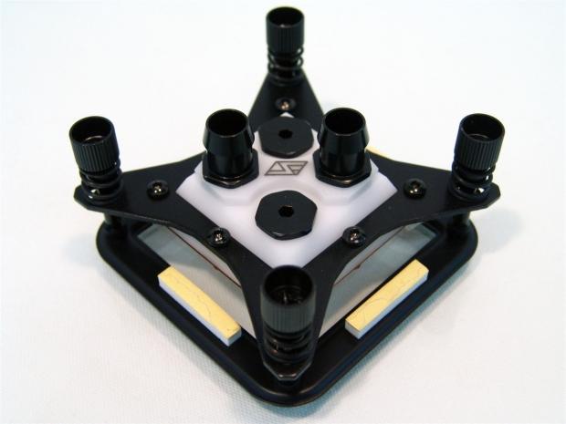 Swiftech H20-X20 Edge HD Water Cooling Kits Review 17
