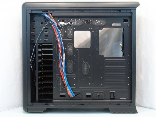 Enermax Fulmo GT Big Tower Chassis Review 24
