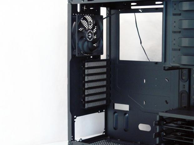 BitFenix Raider Mid-Tower Chassis Review 23