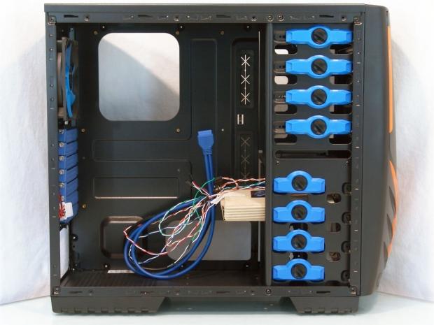 Raidmax Viper Mid-Tower Chassis Review 15 | TweakTown.com