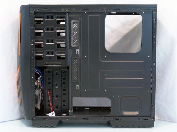 Raidmax Viper Mid-Tower Chassis Review 21 | TweakTown.com