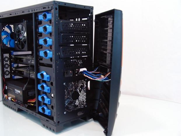 Raidmax Viper Mid-Tower Chassis Review 29 | TweakTown.com