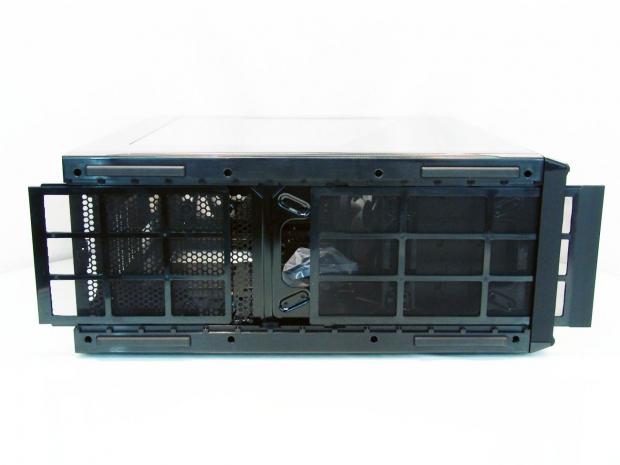 NZXT Switch 810 Full-Tower Chassis Review 17 NZXT Switch 810 Full-Tower Chassis Review 17
