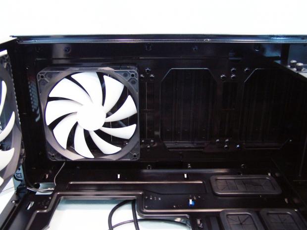 NZXT Switch 810 Full-Tower Chassis Review 22 NZXT Switch 810 Full-Tower Chassis Review 22